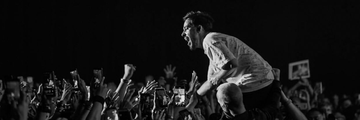 utmvaniaa's profile banner image