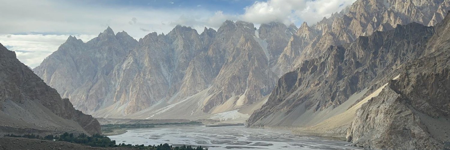 hekikat's profile banner image