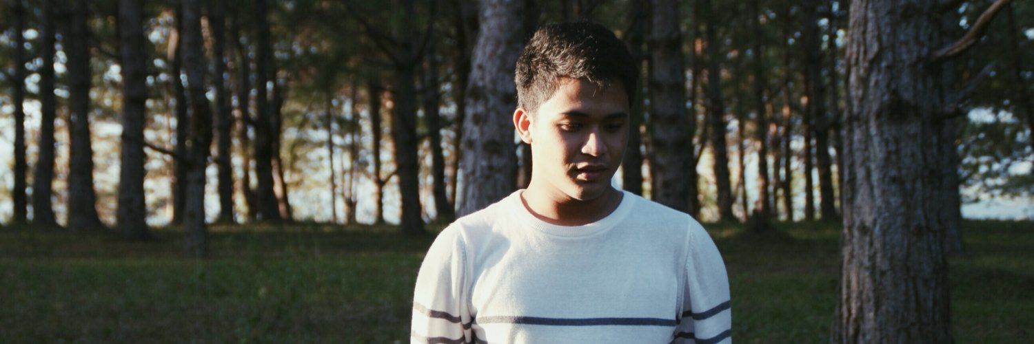 simonvelasco_'s profile banner image