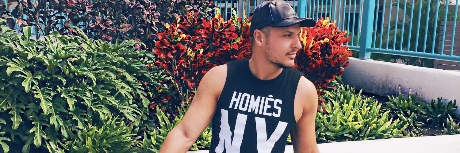 JohnnyWigs's profile banner image