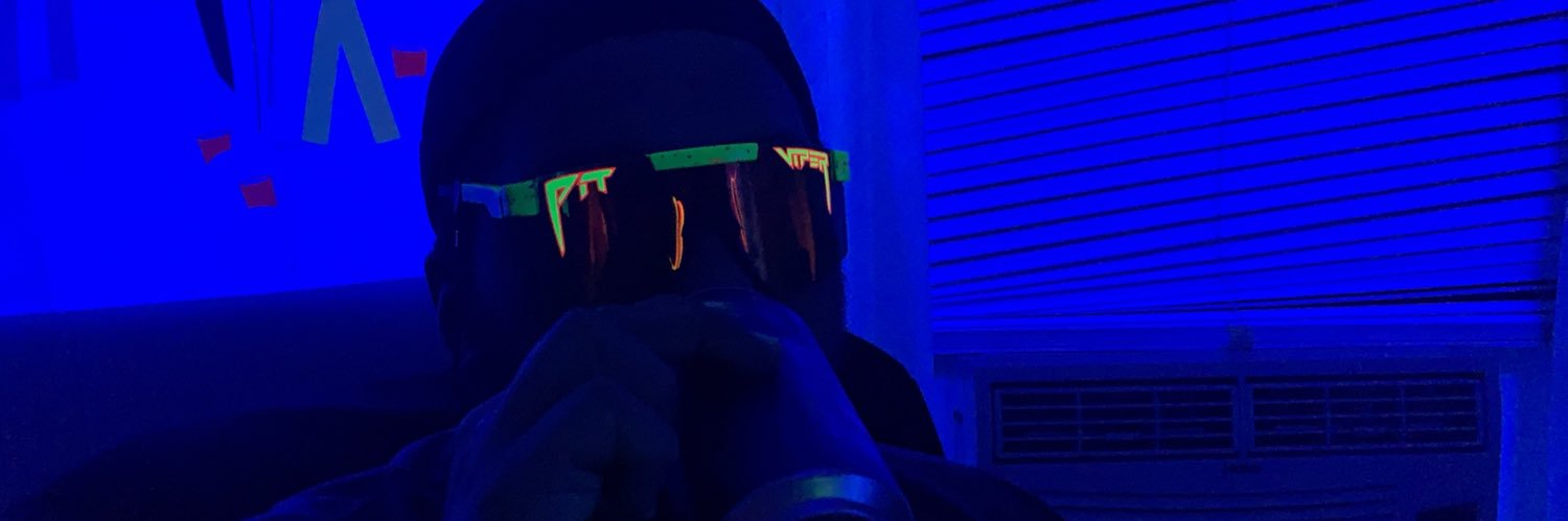 sam_w66's profile banner image