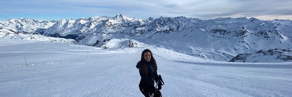 ellaaa_jones's profile banner image