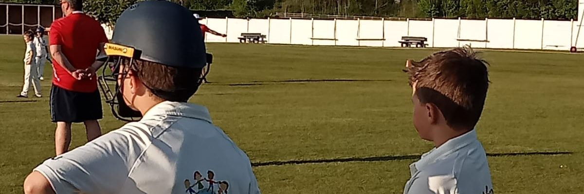 leon teasdale banner