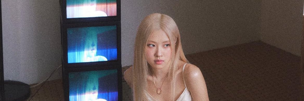 migee01's profile banner image