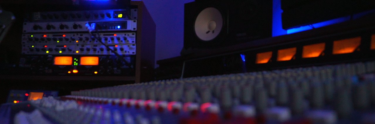muratezber's profile banner image