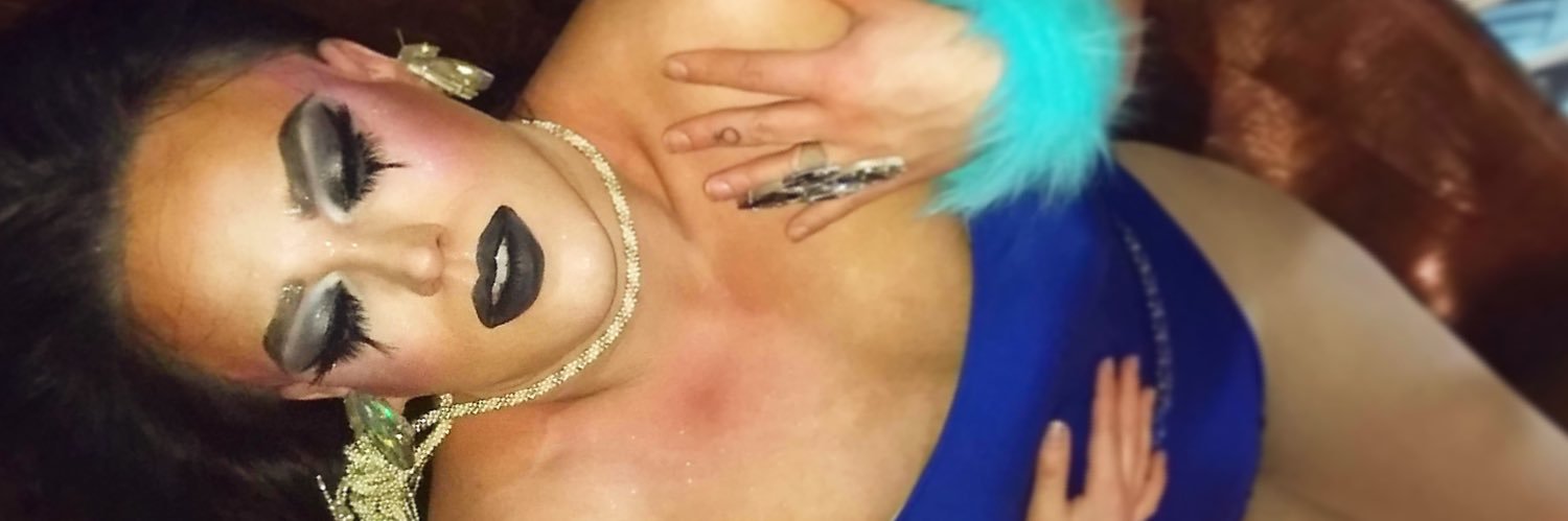 Bee'Uh BombChelle banner