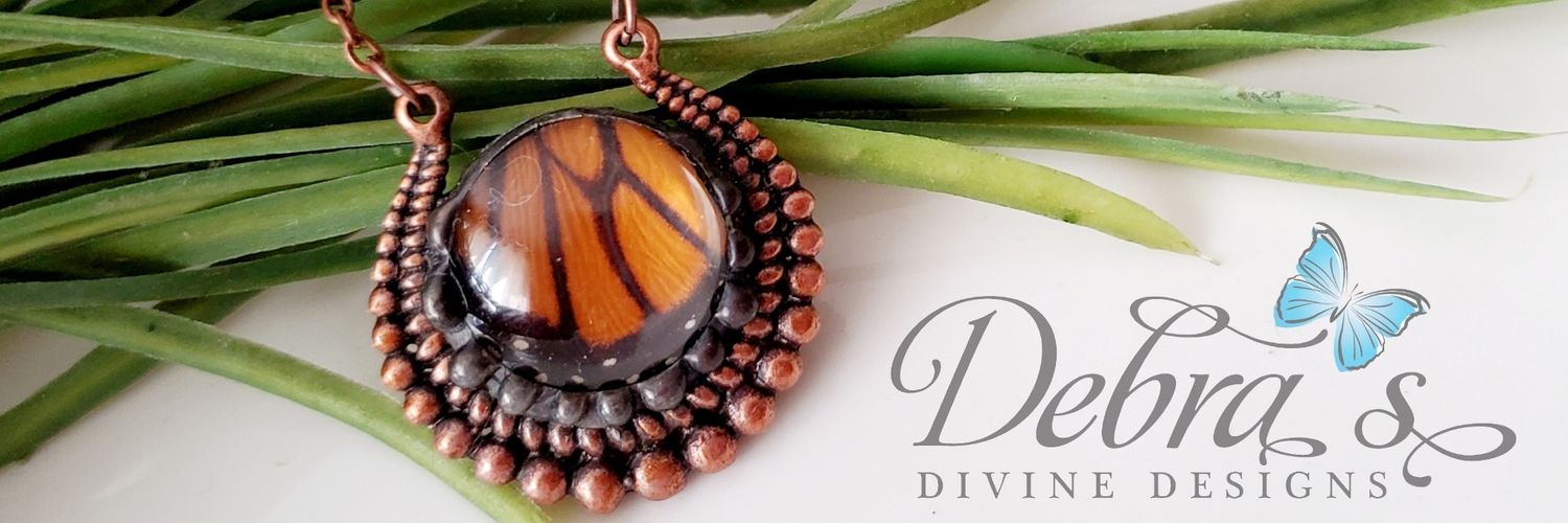 DesigningDebra's profile banner image