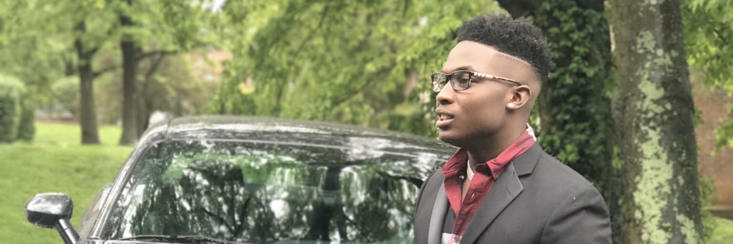 D_townss's profile banner image