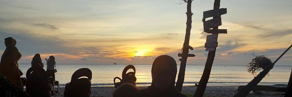 _farihahnazri's profile banner image