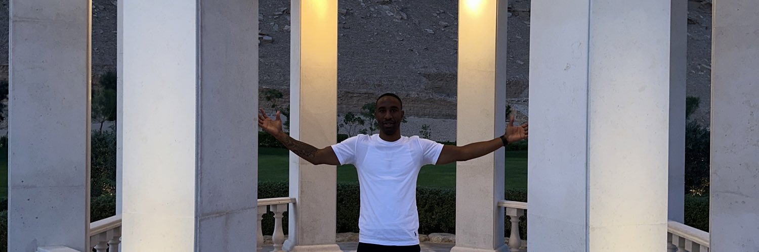 Only1Slim_E's profile banner image