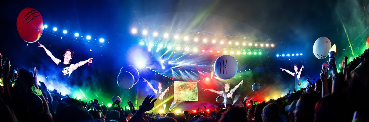 Yves • ∋∈ • 💜 banner