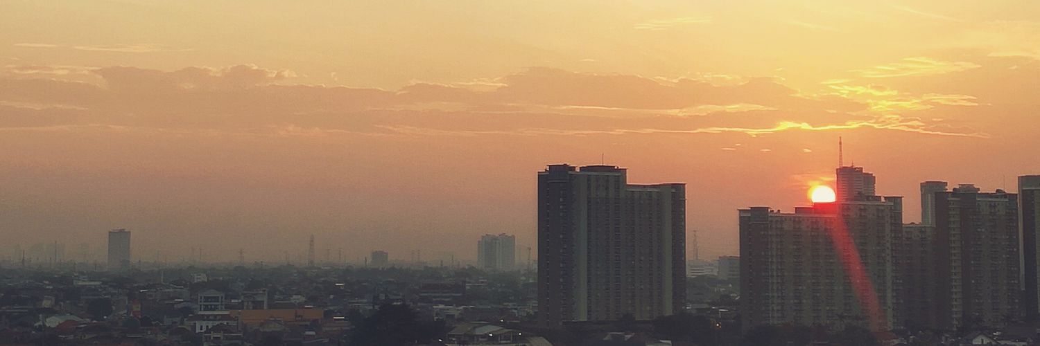 callmeofi's profile banner image