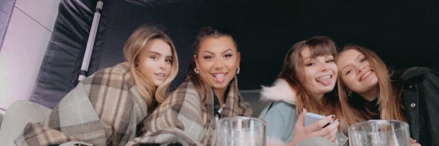 DaisyNicklin's profile banner image