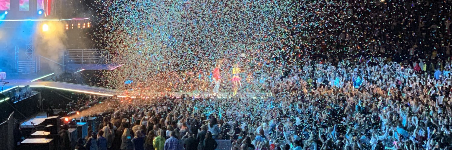 charpops7's profile banner image