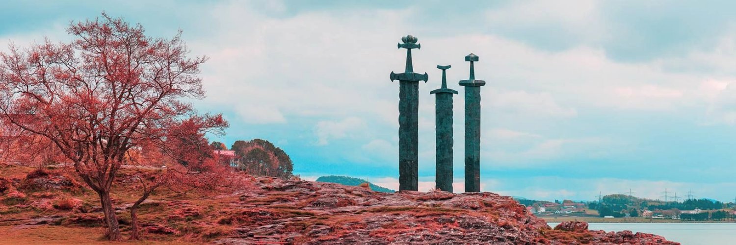 Henrique Pimentel - Resist ✊ banner