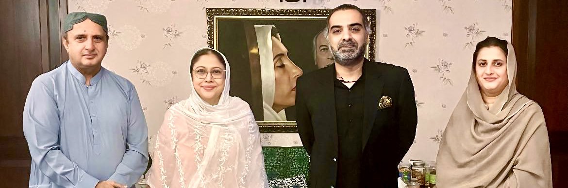 alyyjunejo's profile banner image