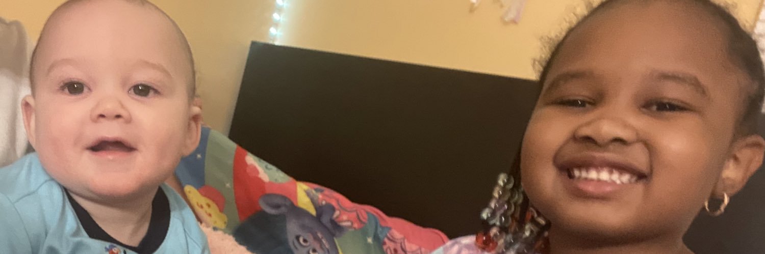 Goddess_of_Lips's profile banner image