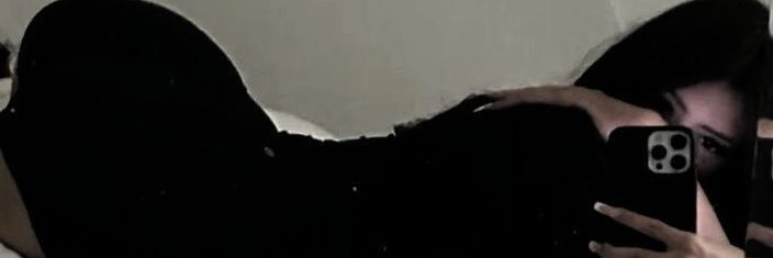ninafloraa's profile banner image