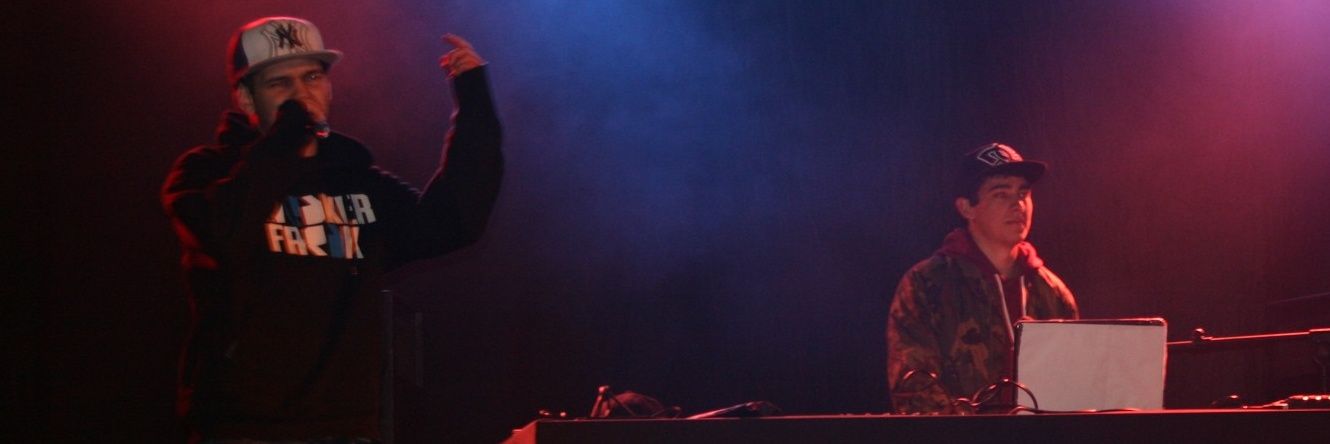 Tr3inta Tr3s banner