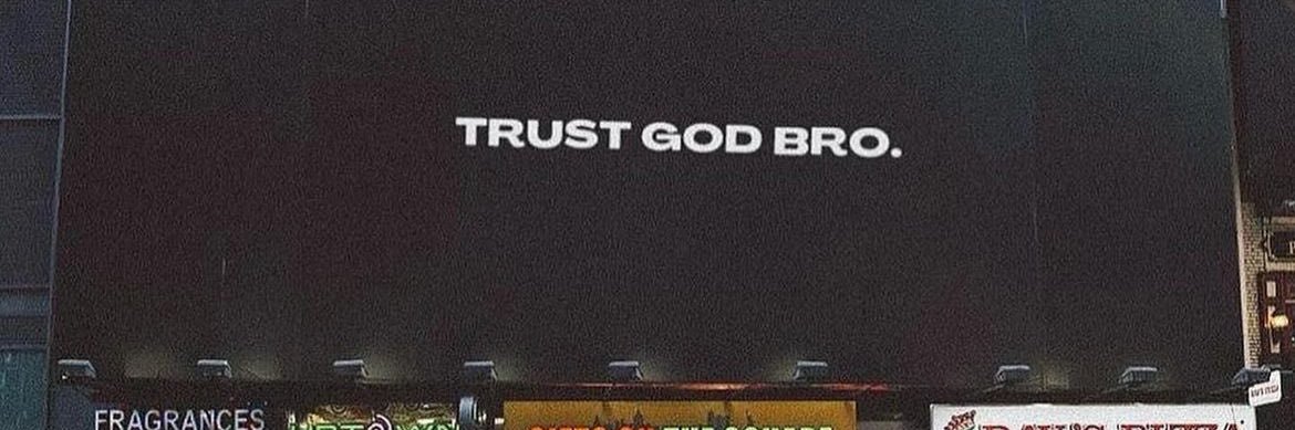🦅 banner