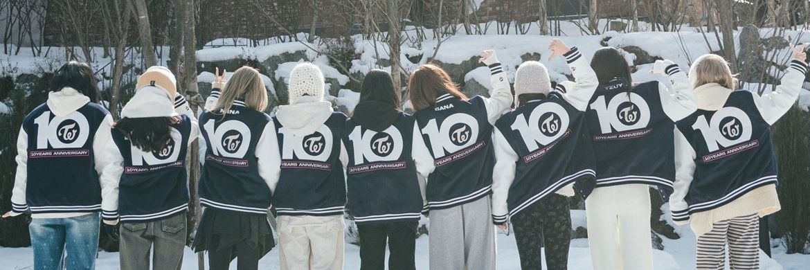 munathalia1's profile banner image