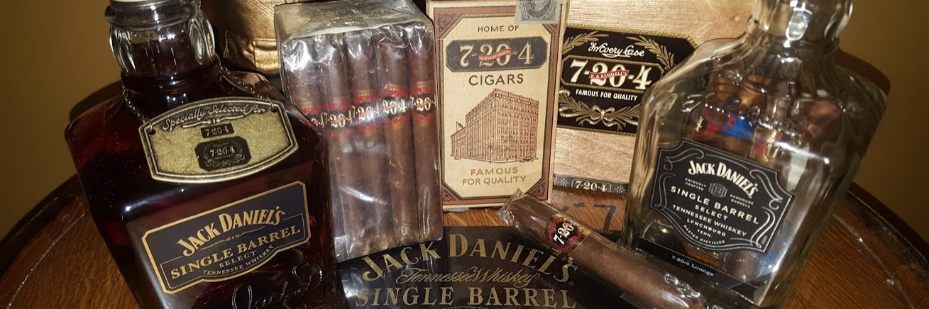 7-20-4 Lounge at Twins Smoke Shop banner