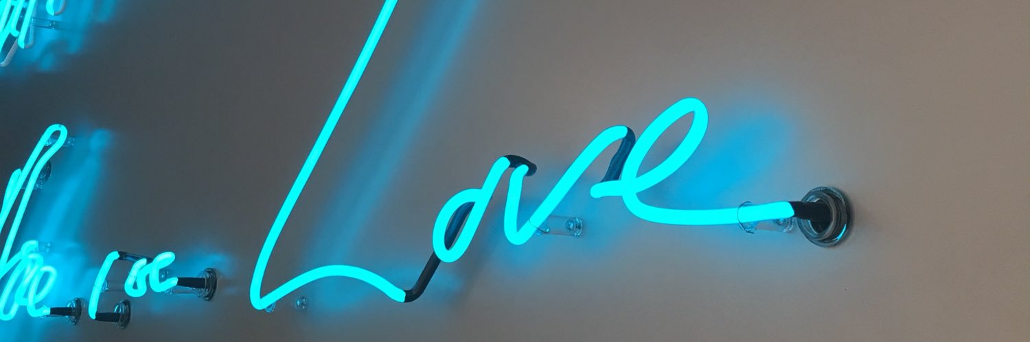 ℝ banner