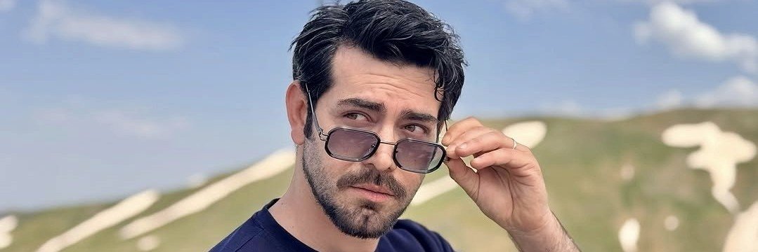 linros4f's profile banner image