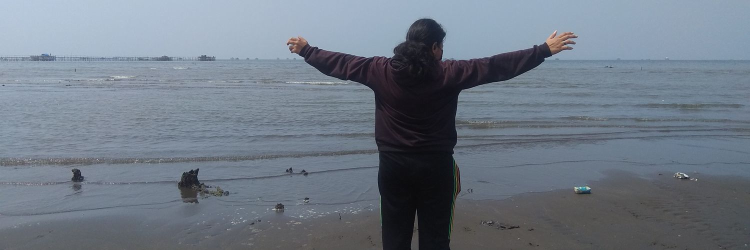 daisy brooks banner