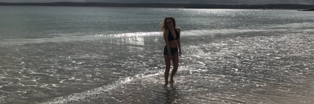 suzie2901's profile banner image