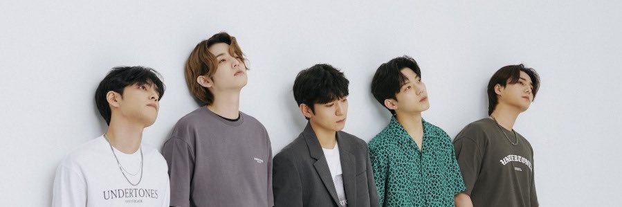 santinyoung's profile banner image