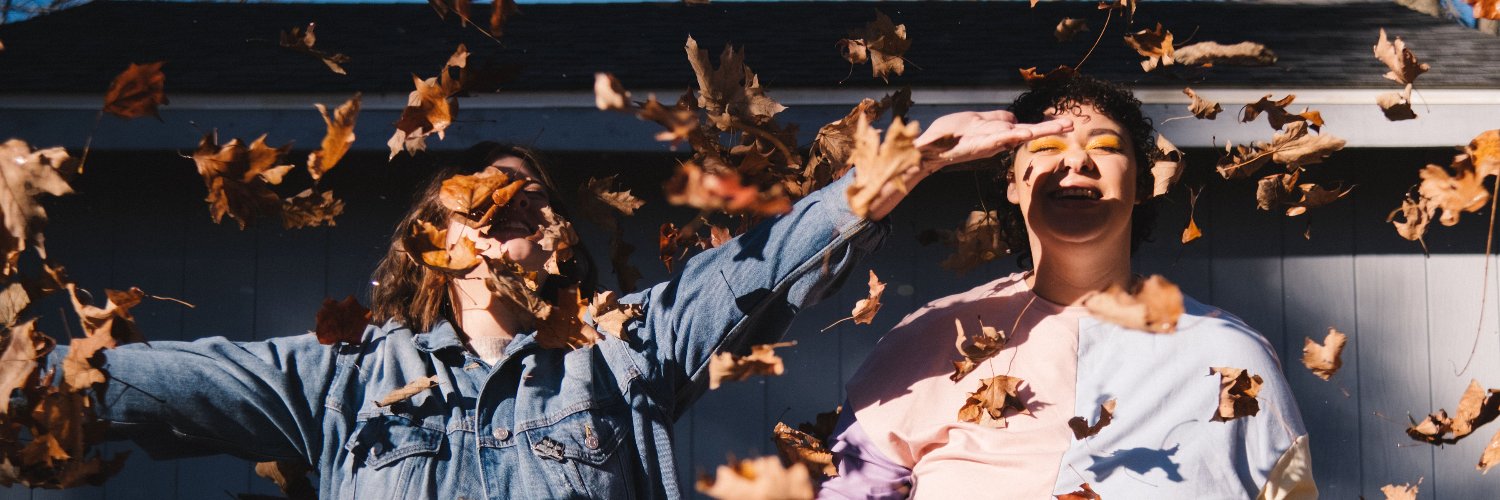 ipourlife's profile banner image