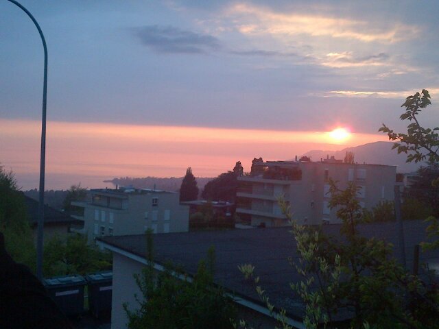 LilouOfficiel's profile banner image