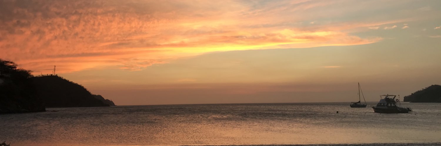DANIELA 🌞 banner
