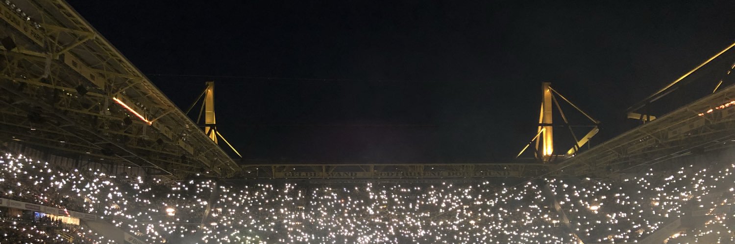 oopbase's profile banner image