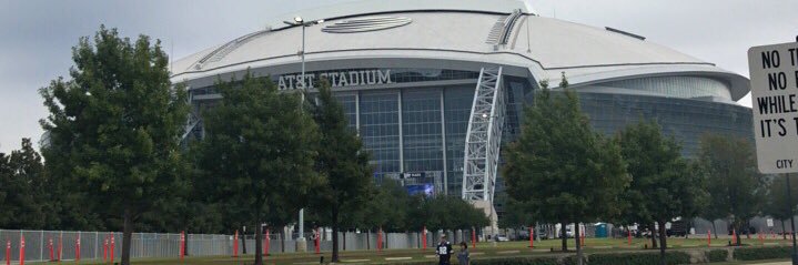 *heel champion* banner