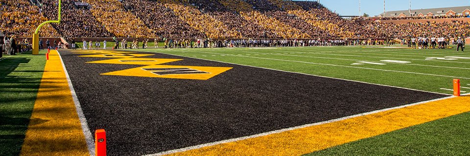 Campus Bar & Grill banner