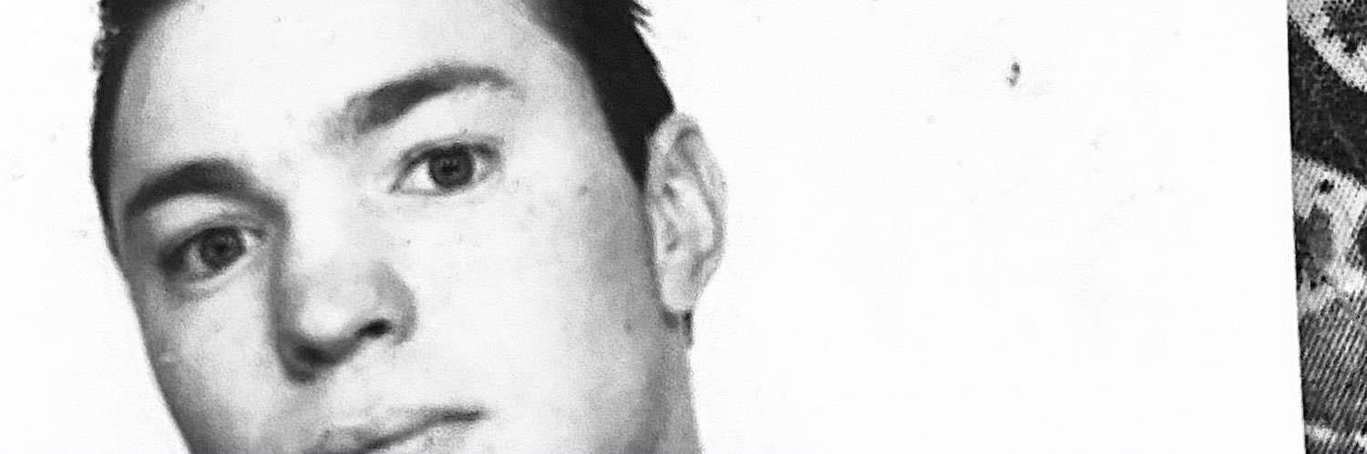 howareye's profile banner image