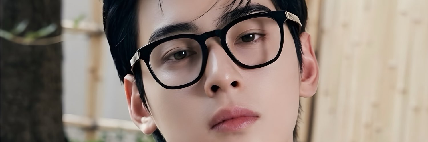 ayanoeunwoo's profile banner image