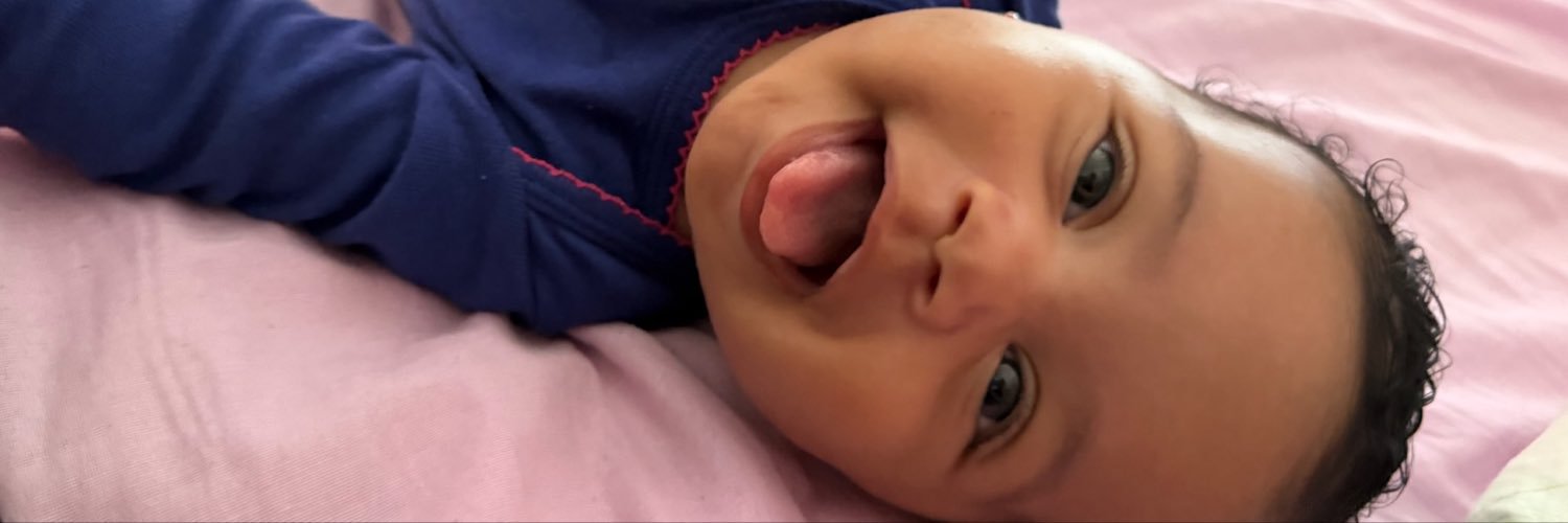 eu_vivika's profile banner image