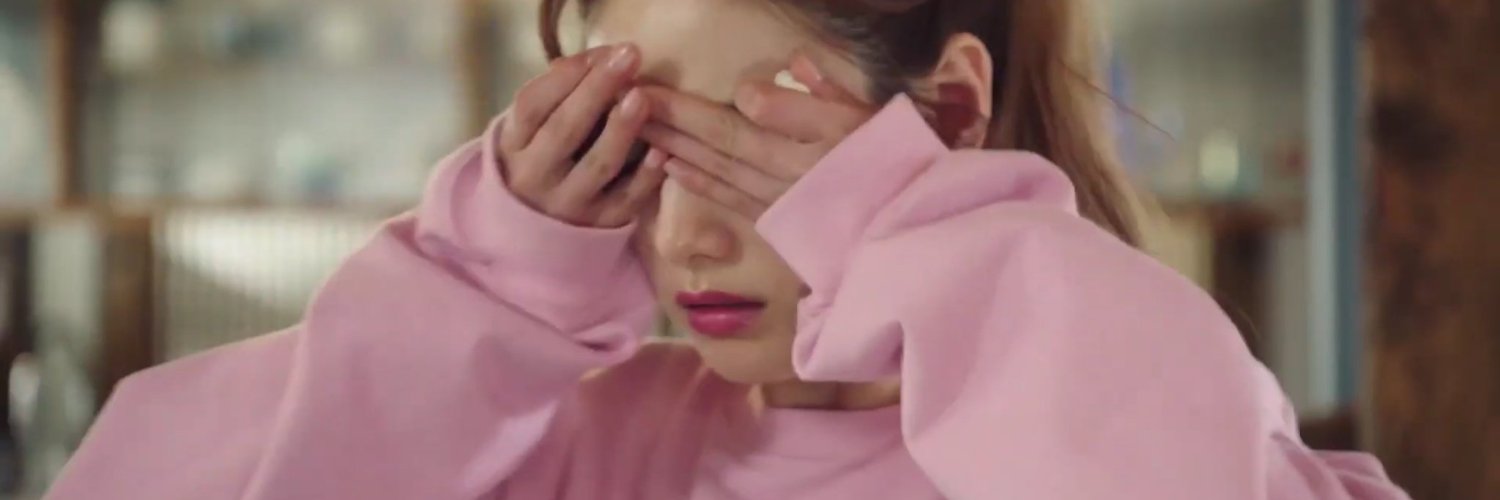 jiynaah's profile banner image