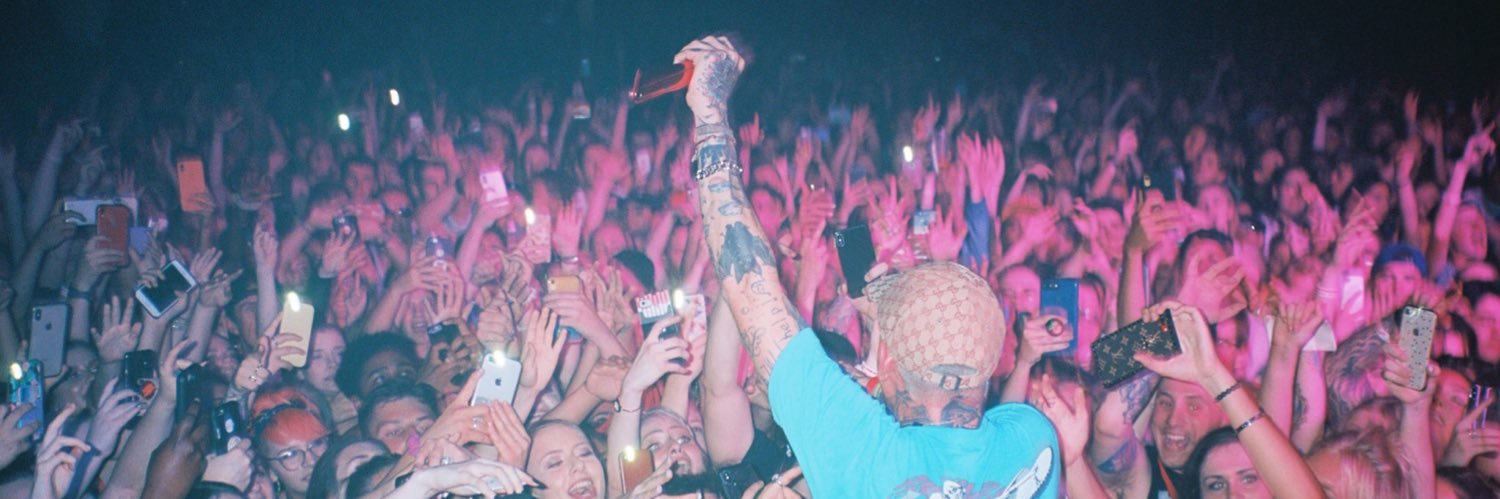sheeezzzy's profile banner image