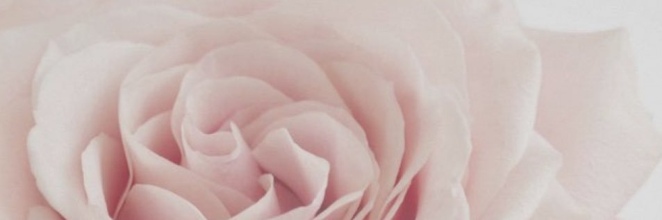deanne_ldn's profile banner image