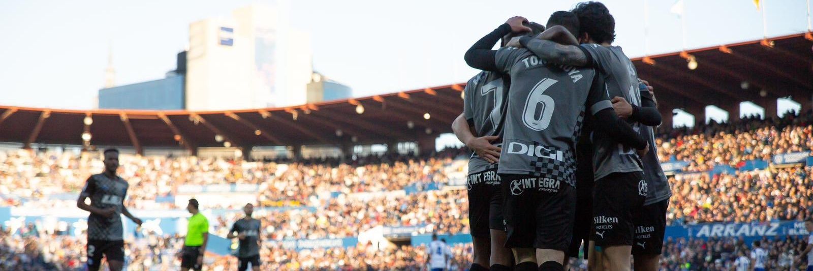 alvarobc8_'s profile banner image