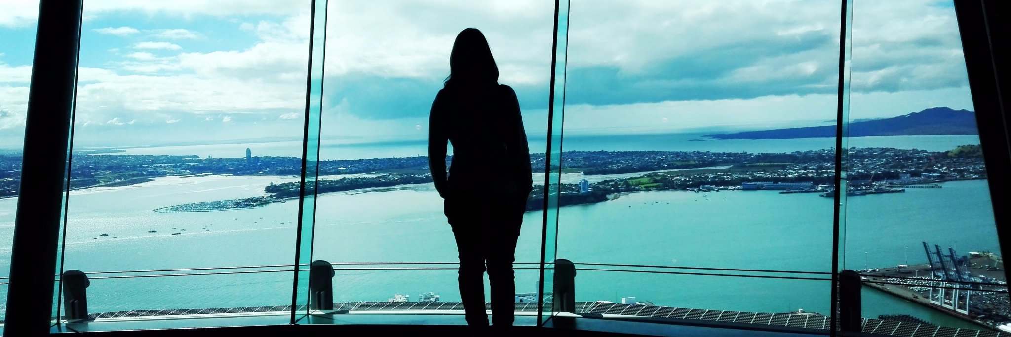 dani_coni's profile banner image