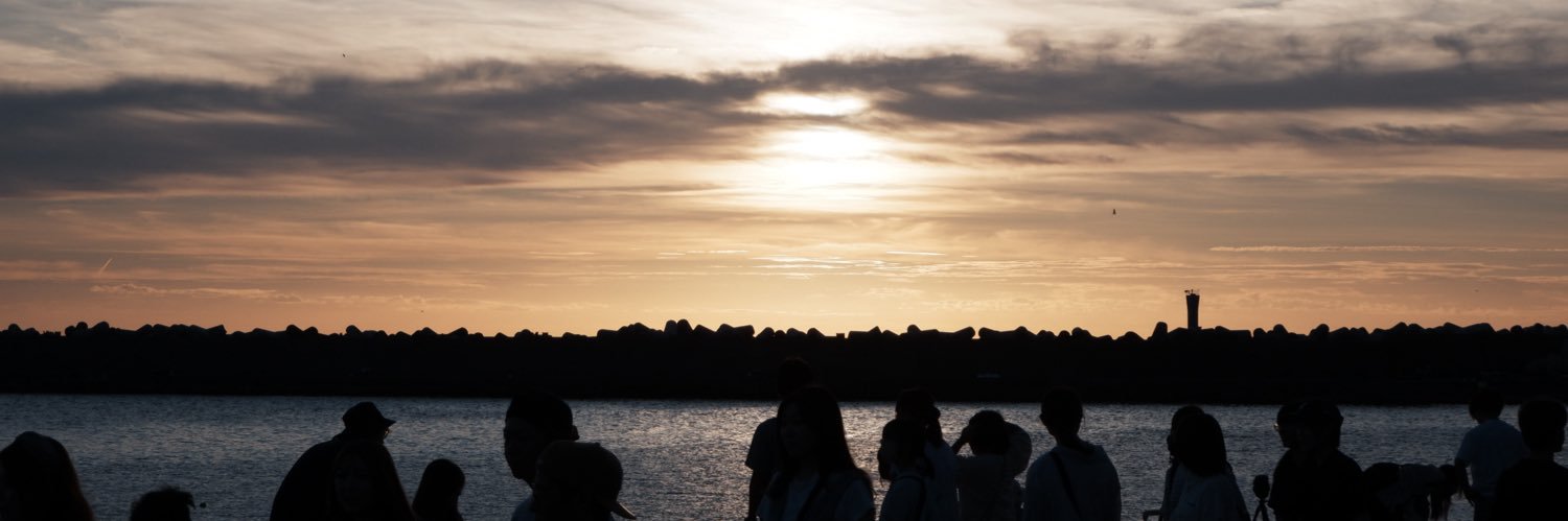 oe003's profile banner image