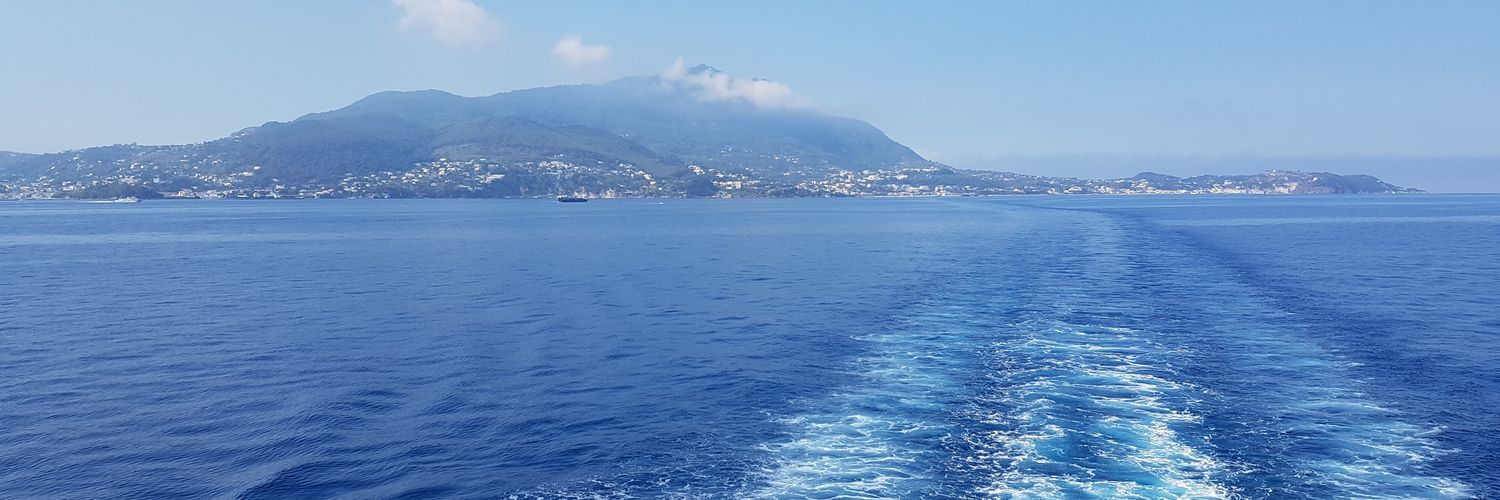 annaundelsa's profile banner image