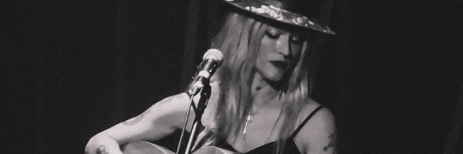 fanática suicida 🏳️‍🌈 banner