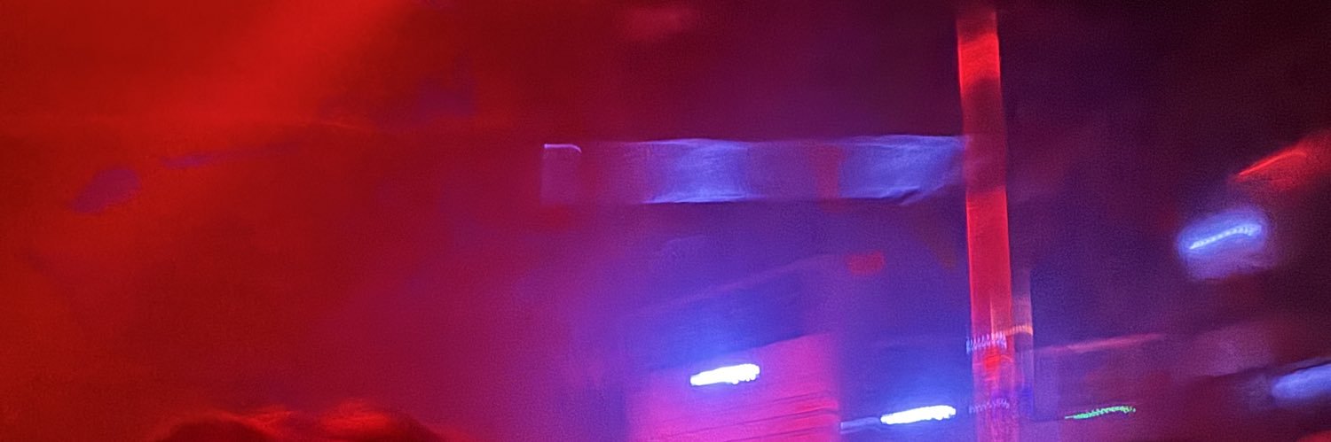 titi banner