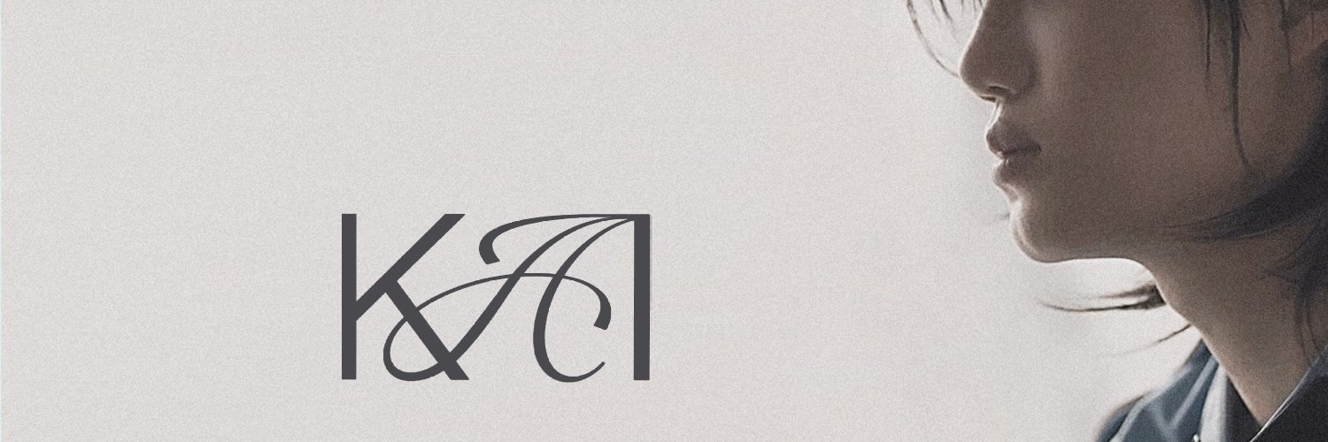 J.开 banner